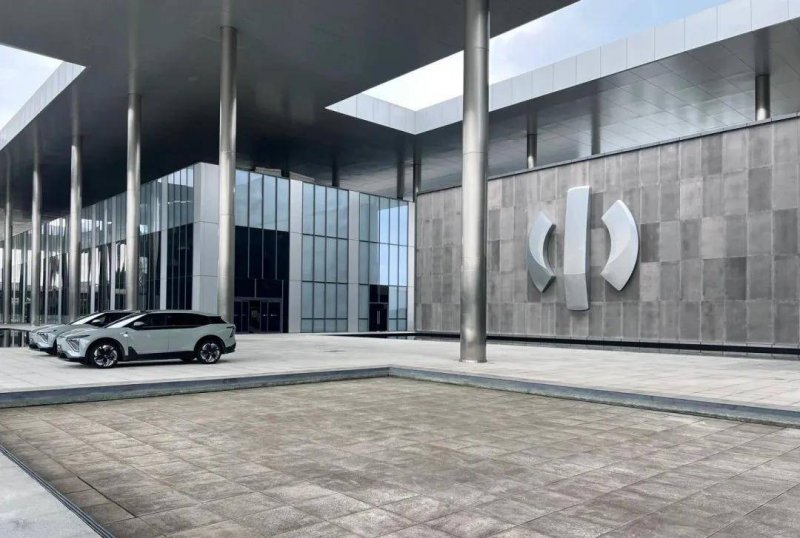 以色列总理称以有水平摧毁伊朗所有核设施